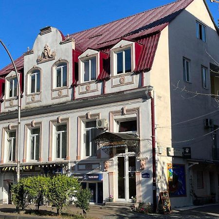 Old Clty Hotel Батуми Экстерьер фото