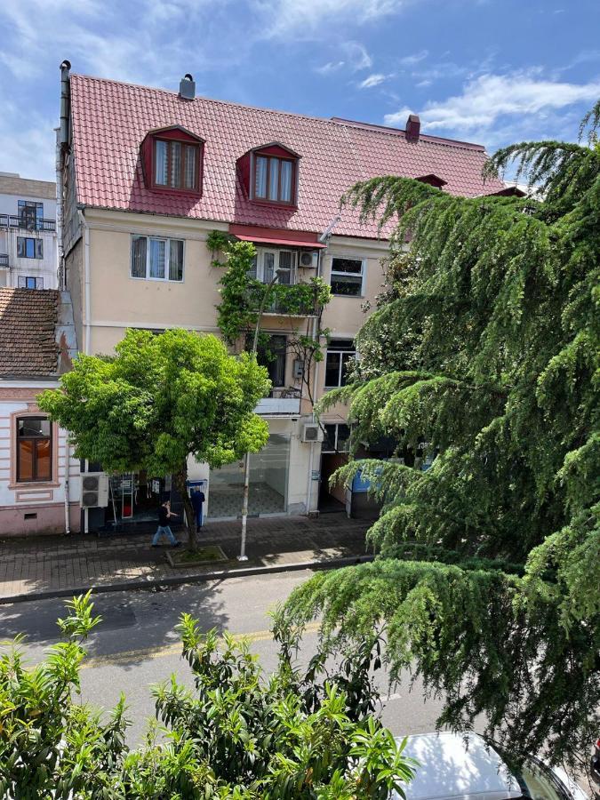 Old Clty Hotel Батуми Экстерьер фото