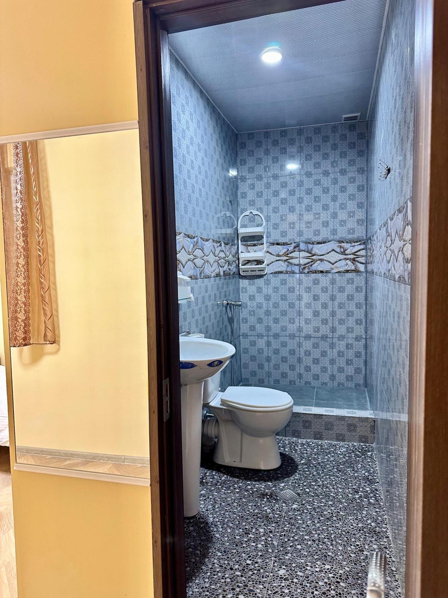 Old Clty Hotel Батуми Экстерьер фото